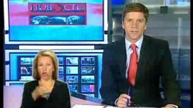 Трактор мчался по полю, слегка попахивая...огурцы! смотреть онлайн