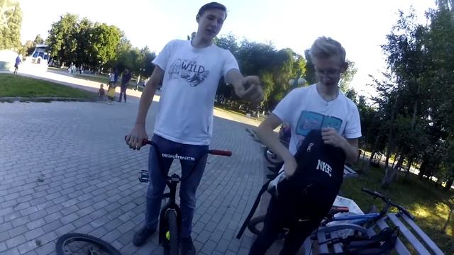 А ТЫ ТАК СМОЖЕШЬ?ВОТ КАК НАДО ПРЫГАТЬ! смотреть онлайн