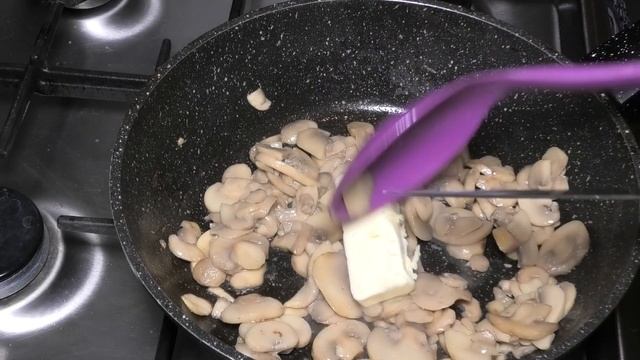 Жульен в хлебных стаканчиках- обалденно вкусно! смотреть онлайн