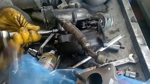 VOLKSWAGEN PASSAT TURBO DEĞİŞİMİ İYİ SEYİRLER смотреть онлайн