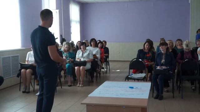 В Донецке прошел тренинг для педагогов-психологов смотреть онлайн