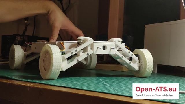 3D printed vehicle controlled over the internet, programmed in Python смотреть онлайн