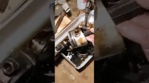 Замена поршневых колец без снятия движка на нива шевроле.
