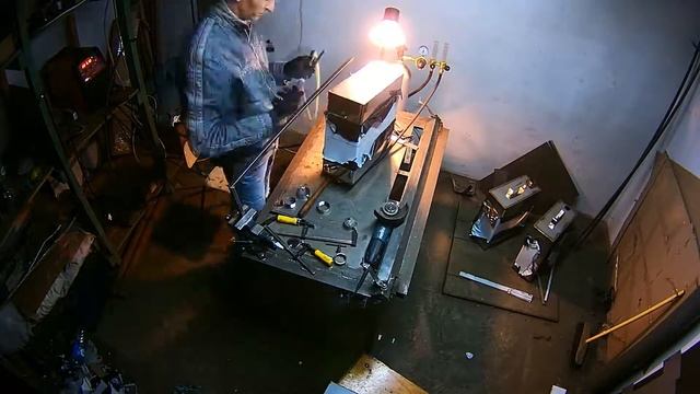 Три канистры из нержавейки AISI304 по 20литров, TIG сварка аргоном (часть 2) смотреть онлайн