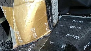 Виброизоляция багажника в Гранте своими руками