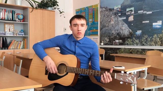 Песни под гитару.В военкомате случай был...