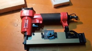 Fubag P25 - Пневматический шпилькозабивной пистолет