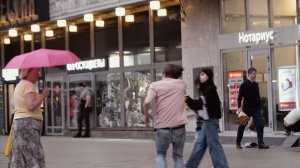 ОТБИТЫЙ ГОПНИК ПИКАПИТ ДЕВУШЕК! СЕЛА НА ЛИЦО НЕЗНАКОМЦУ! РЕАКЦИЯ ЛЮДЕЙ! PRANK ?