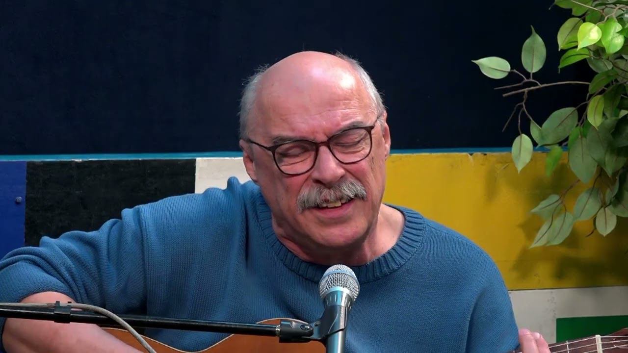 Встреча с Экзюпери. Поёт Александр Перов смотреть онлайн