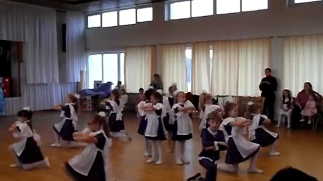 Школьный танец смотреть онлайн