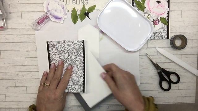 Prized Peony - with hints of color смотреть онлайн