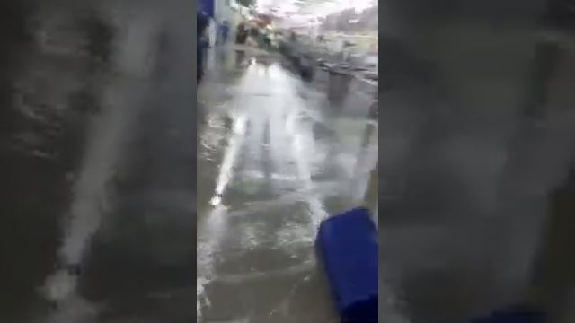 Потоп в Гипермаркете Лента смотреть онлайн