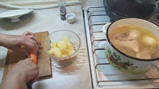 #бедрышки,#вдуховке,Два блюда из куриных бёдер.Что приготовить из бедрышек.Готовлю в духовке. смотреть онлайн