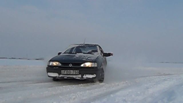 Renault 19 snow drift смотреть онлайн