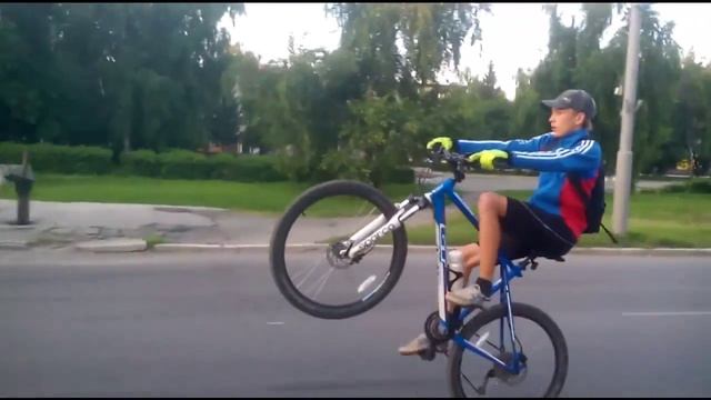 Стант на велосипеде | Stunt on Bike смотреть онлайн