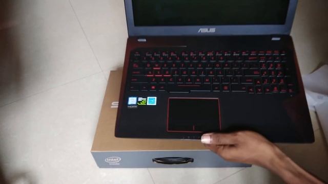 ASUS ROG SERIES GAMING LAPTOP (FX-553VD) i7 7th Gen (8GB/1TB HDD/2GB Gfx) смотреть онлайн