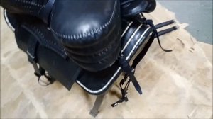 Кабардинское седло для лошади с большой подушкой и украшенной сбруей