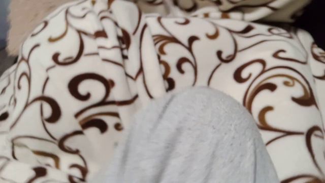 24 ЧАСА НА ДИВАНЕ смотреть онлайн