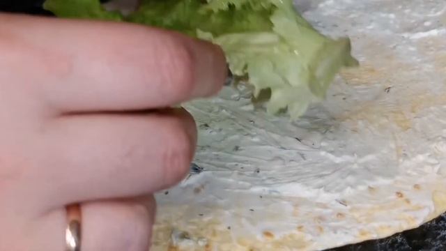 РОЛЛЫ из ТОРТИЛЬИ с КРАСНОЙ РЫБОЙ за 3 мин / МОЖНО БОЛЬШЕ НЕ ЗАКАЗЫВАТЬ смотреть онлайн