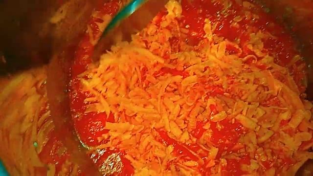 САЛАТ ИЗ БАКЛАЖАНОВ С ФАСОЛЬЮ И ОВОЩАМИ / КОНСЕРВИРУЕМ смотреть онлайн