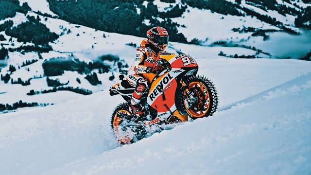 Как ездить на мотоцикле зимой смотреть онлайн