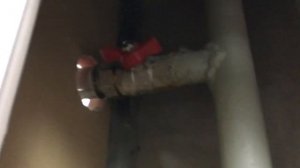 Как закрыть трубы стояки в ванной и туалете по хитрому (2018 год)