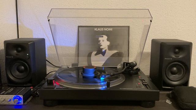 Total Eclipse - Klaus Nomi Vinyl 12” смотреть онлайн
