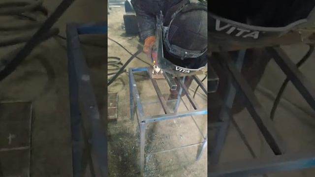 Демонстрация работы плазмореза Redbo Pro Cut-100