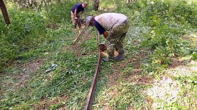 Тяжёлая работа в тайге смотреть онлайн