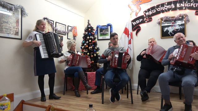 Knockloughrim Accordion & Friends - Orange & Blue смотреть онлайн