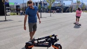 Электросамокат Kugoo Kirin G2 Max - стильный городской самокат с хорошими характеристиками.