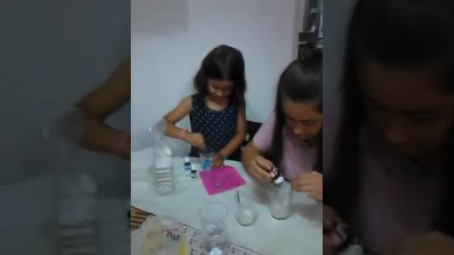 Julia e Marina - Bolachas de Natal смотреть онлайн