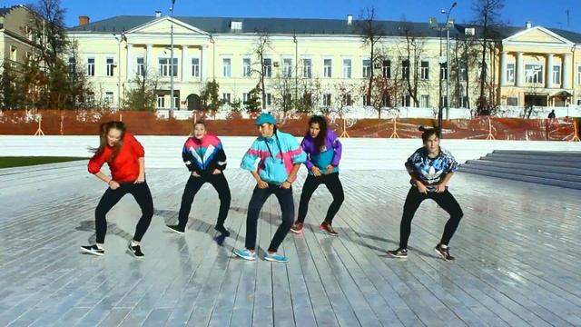 | FAM JUNIOR - DS FAM| Монатик-Кружит| смотреть онлайн
