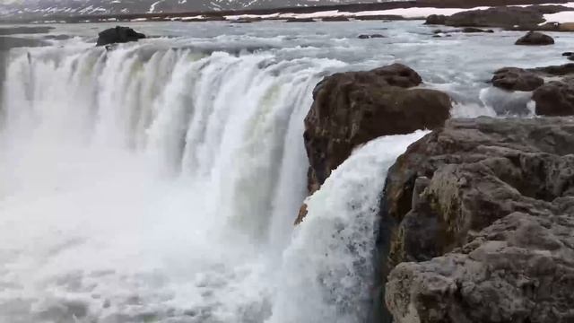 Scenes From Iceland смотреть онлайн