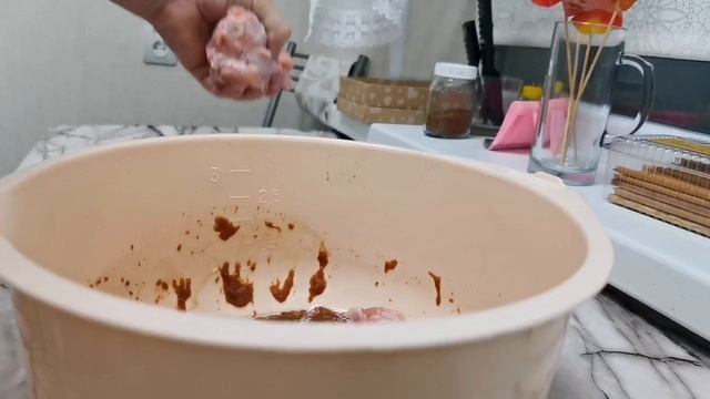 Вкусный и многими забытый рецепт крыльев и картошкой в духовке. смотреть онлайн