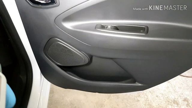 Германия. Электрический автомобиль Renault ZOE смотреть онлайн