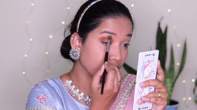 DIWALI Glam Makeup Look with a Twist I Diwali Makeup смотреть онлайн