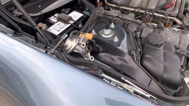 How To Replace EGR Valve SL500 SL55 SL600 R230 Mercedes Benz
