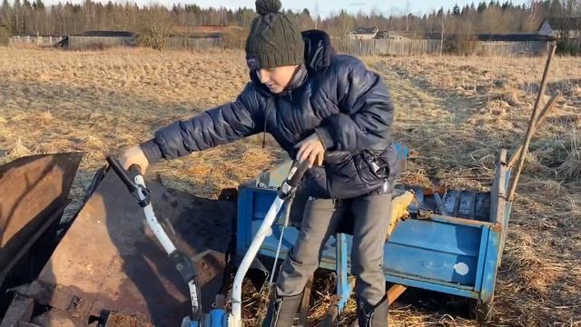 Мотоблок и мальчик ???17 ноября 2020 г. смотреть онлайн