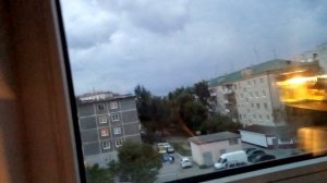Со стороны от Екатеринбурга приближается гроза