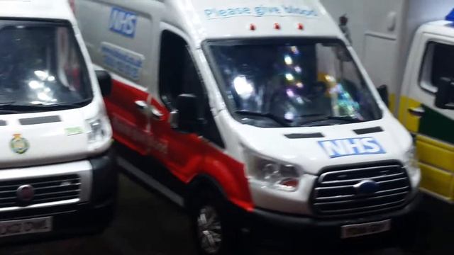 1:43 Code 3 Ambulance display/collection смотреть онлайн