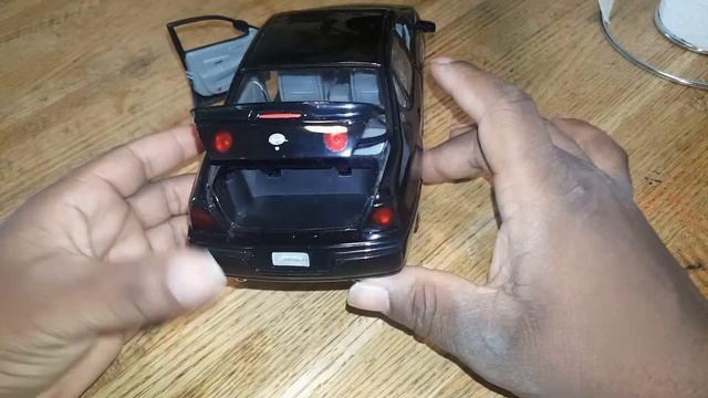2004 Chevy Impala SS 1/18 maisto смотреть онлайн
