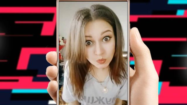САМЫЕ КРАСИВЫЕ ДЕВУШКИ СЕГОДНЯ В НАШЕМ ВЫПУСКЕ ЛУДШЕЕ В TikTok смотреть онлайн