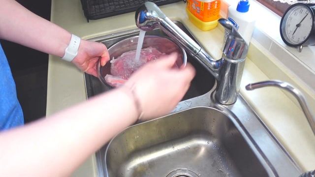 Cute VLOG #44?|8 марта?|Подарки на праздник?|Ультразвуковая чистка продуктов? смотреть онлайн