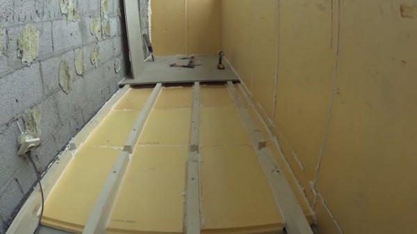 Пол на лоджии! Как утеплить и чем крепить??