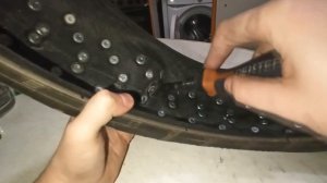 Ошиповка колеса фэтбайка 20х4 или велосипеда ремонтными авто-шипами