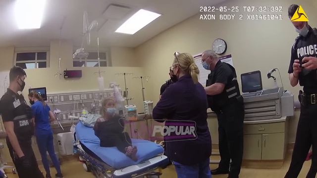 Mom Realizes She Left Her Kids Home Alone For Drugs смотреть онлайн