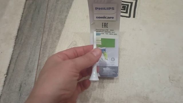 Распаковка — Насадки для зубной щетки Philips HX6064/12 смотреть онлайн