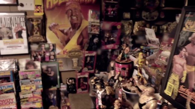 WWE's Most Wanted Treasures: Jake The Snake's INFAMOUS Snake Bag | A&E смотреть онлайн