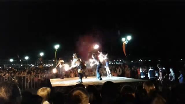 Файер-шоу в Йошкар-Оле накануне Дня города, 2015 смотреть онлайн